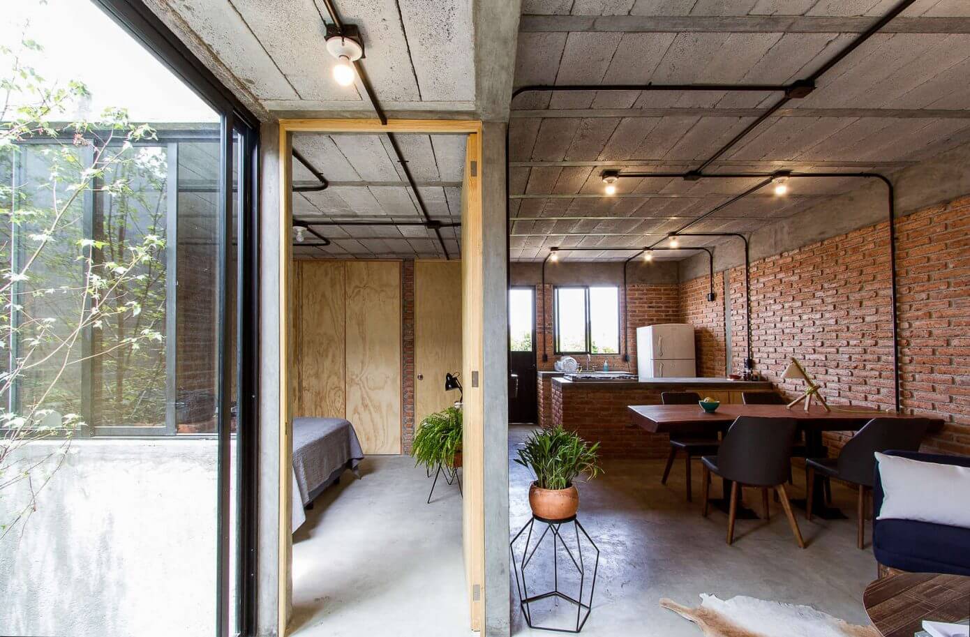 Casa Estudio by Intersticial Arquitectura