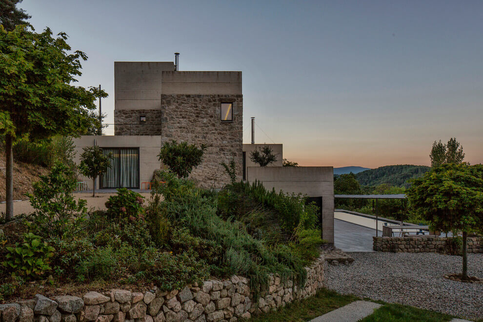 Modern House in Roux