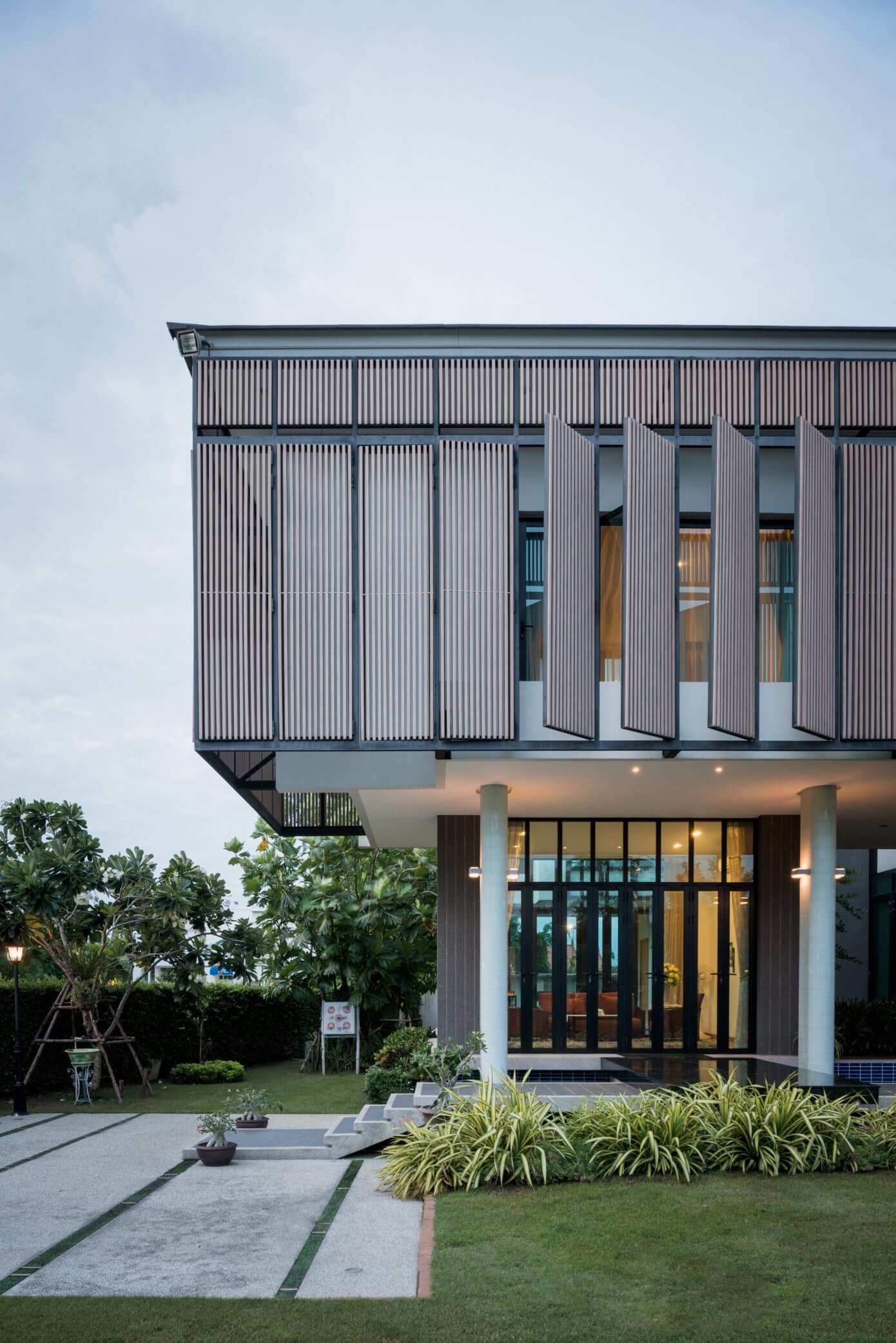 Tiwanon House by Archimontage DFS