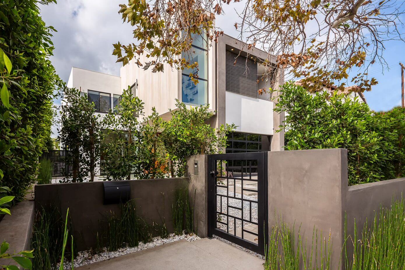 C Thru Residence by Noesis Group