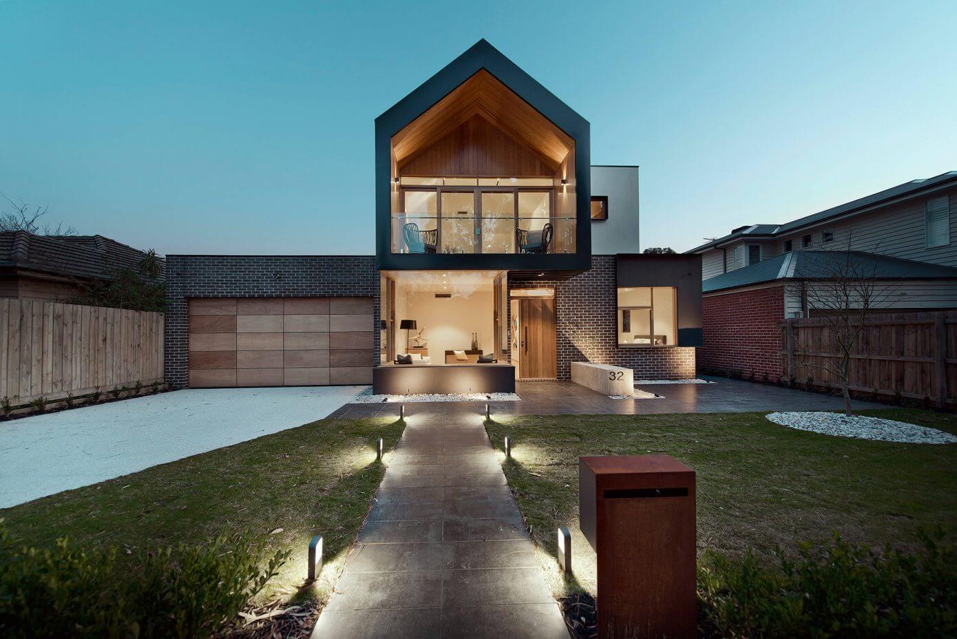 Contemporary House by R.Z.Owens Constructions