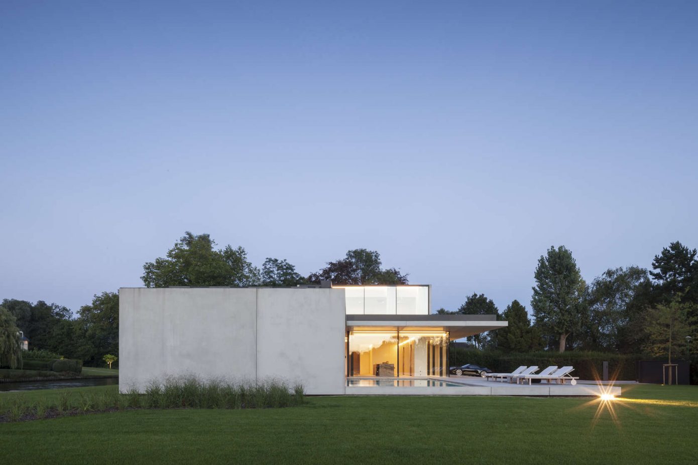 Residence VDB by Govaert & Vanhoutte Architects