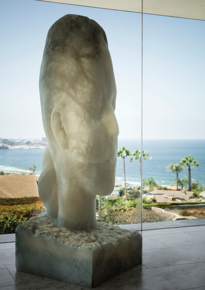 La Jolla Hilltop Villa by Tommy Hein Architects