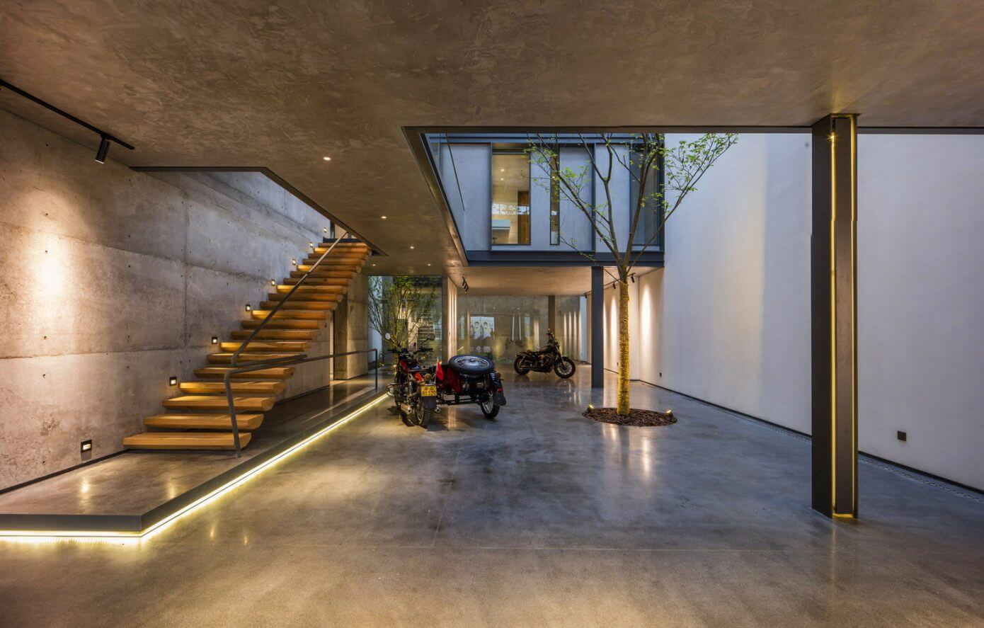 House in Hangzhou by Wanjing Studio