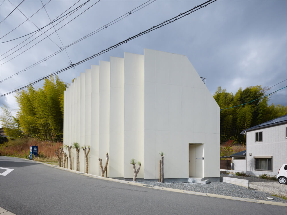 House in Muko by Fujiwaramuro Architects