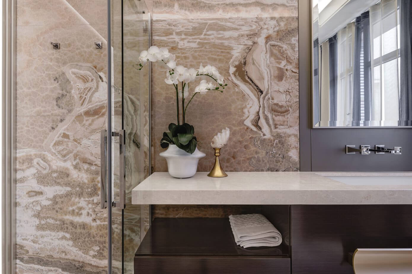 Elegant Luxury by NG-studio Interior Design