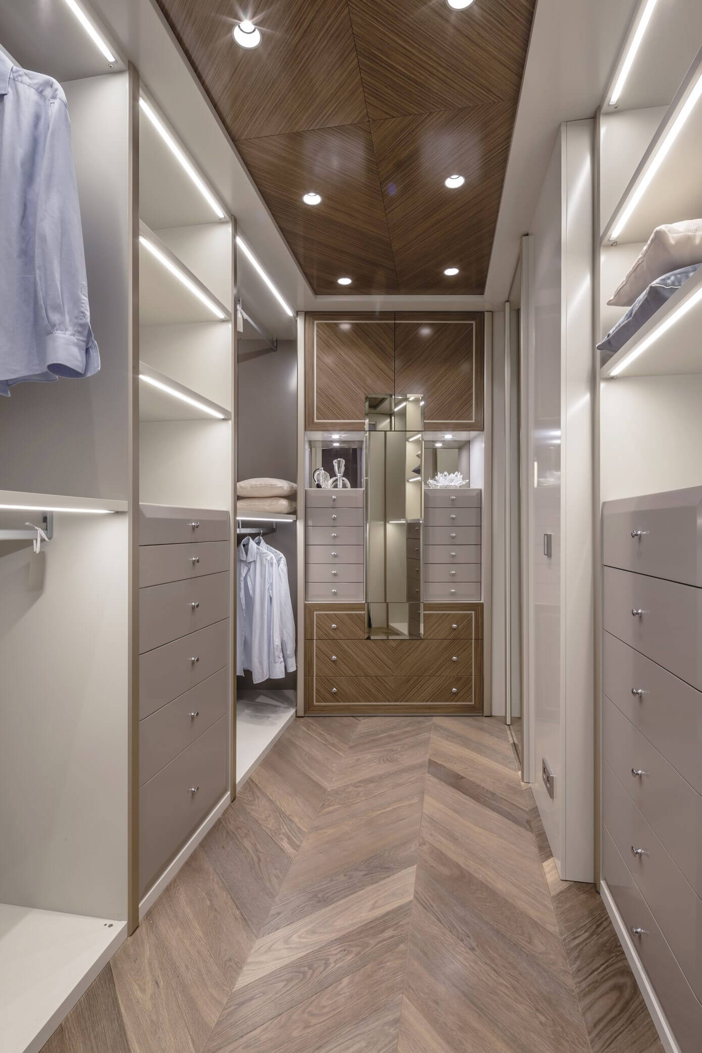 Elegant Luxury by NG-studio Interior Design