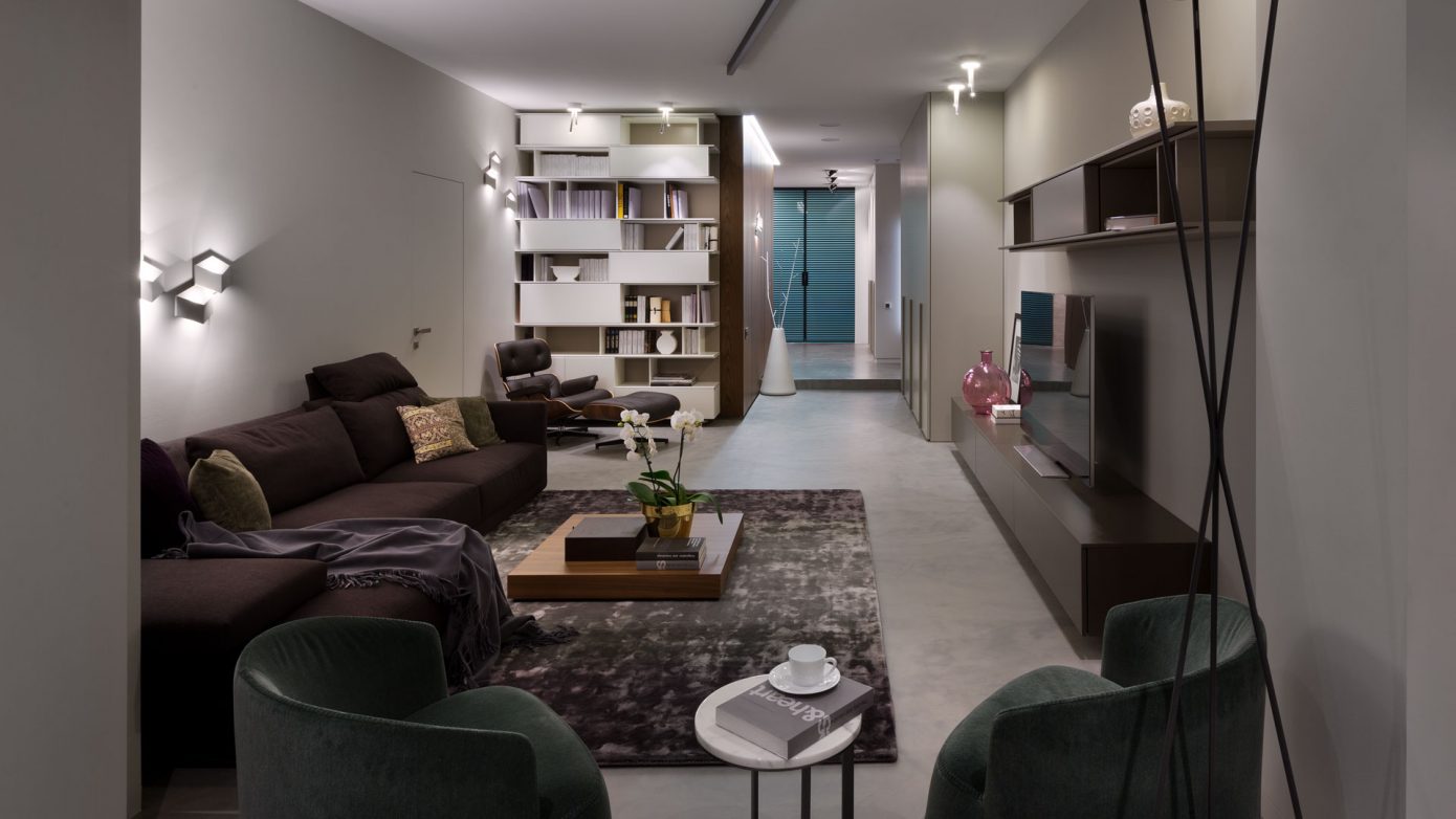 Minimalist Apartment by Azovskiy&Pahomova Architects