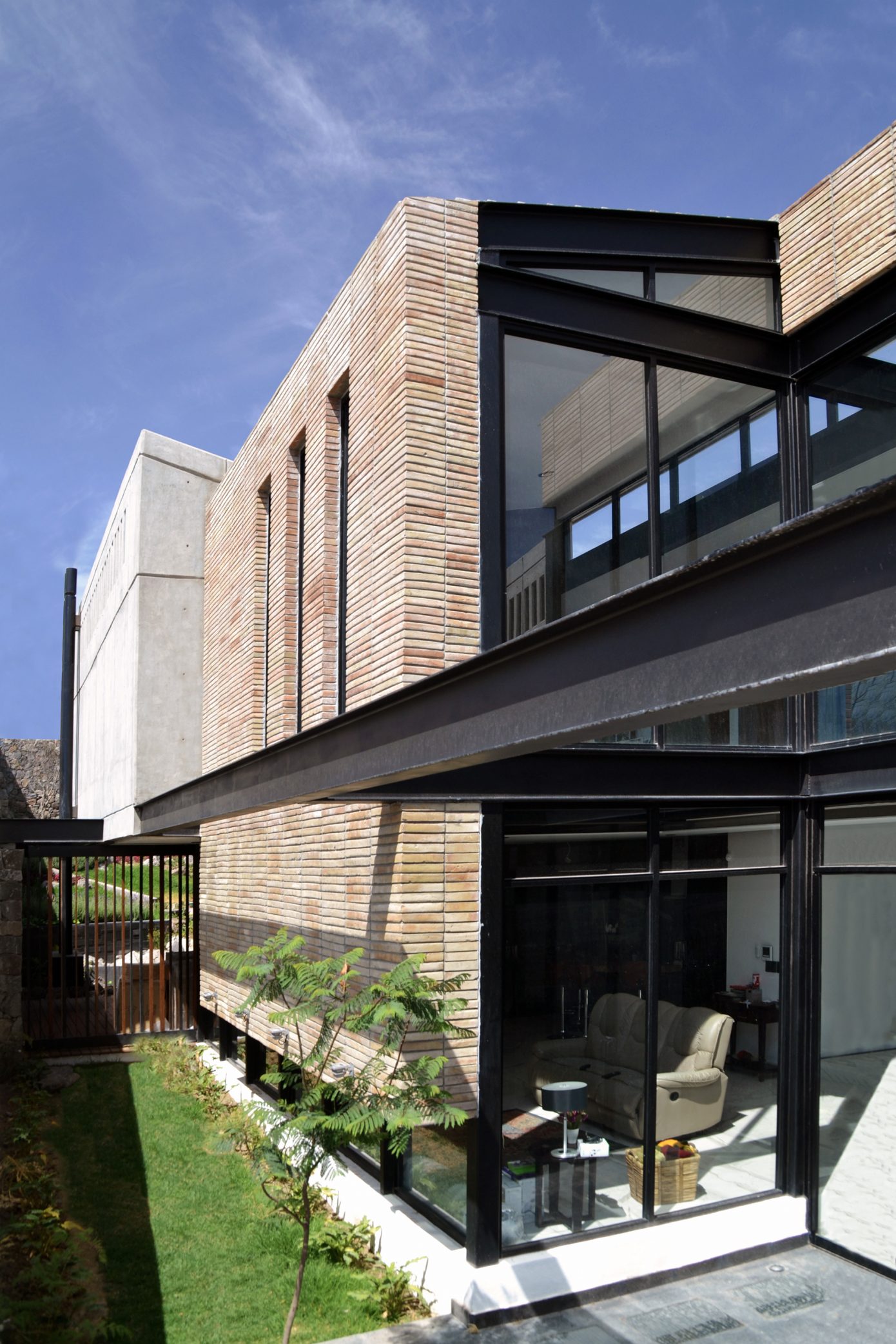 Casa AB by e|arquitectos