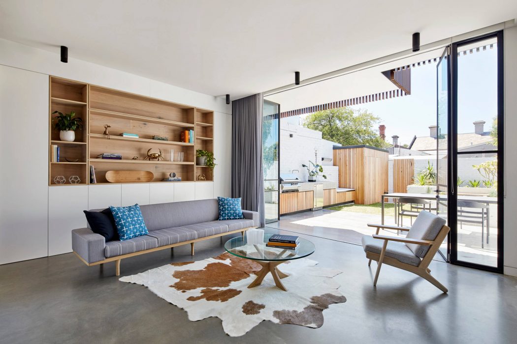 North Fitzroy House by MMAD Architecture
