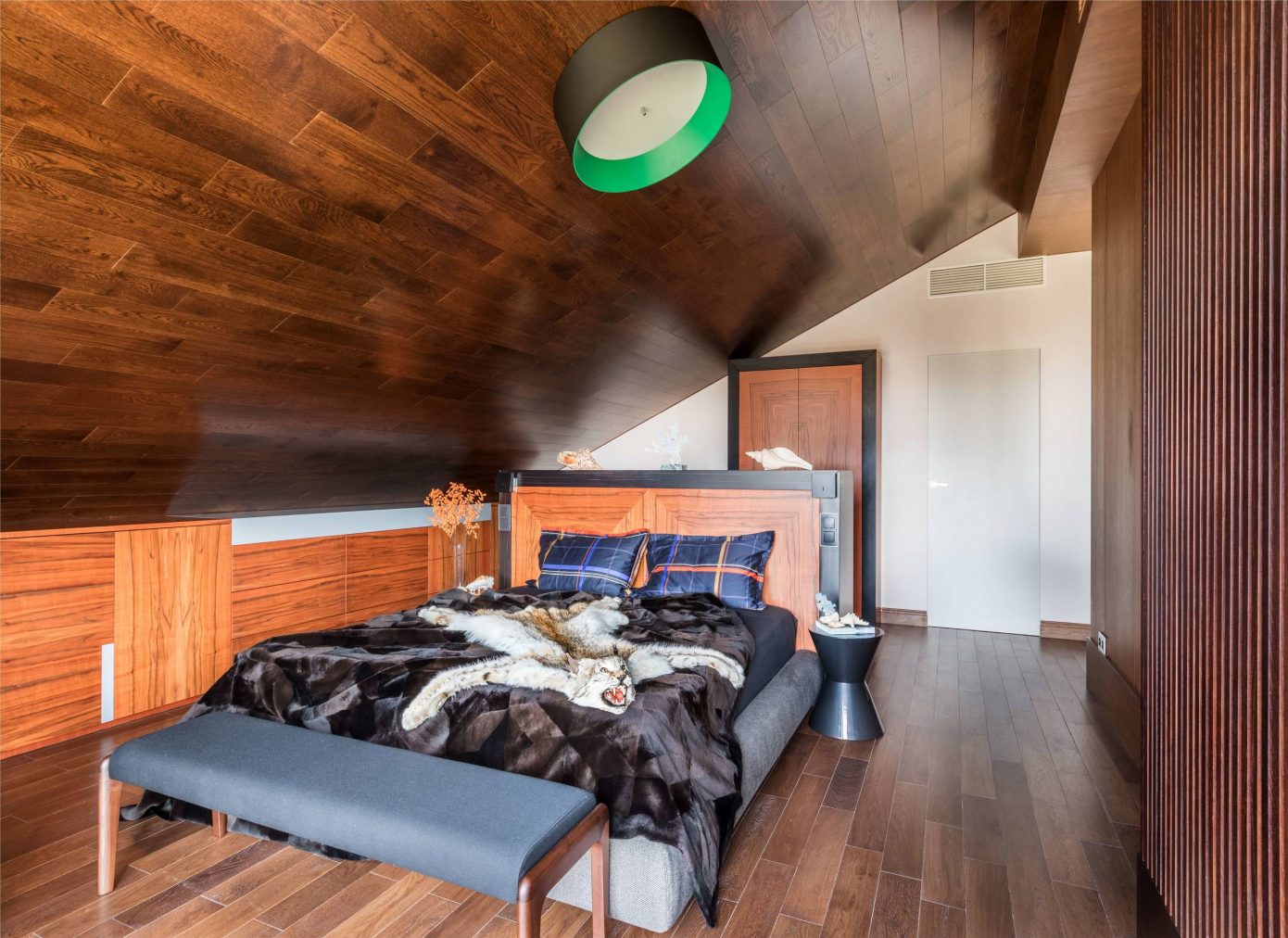 Contemporary House by White & Black Design Studio