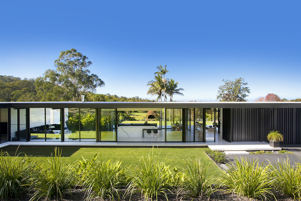 Glasshouse by Sarah Waller Architecture