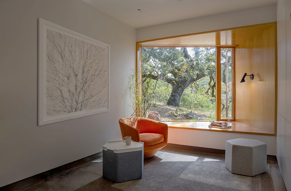 Sonoma Lichen House by Schwartz and Architecture