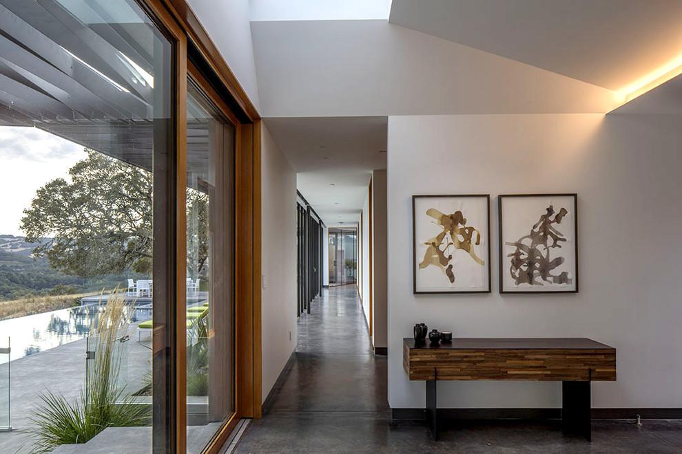 Sonoma Lichen House by Schwartz and Architecture