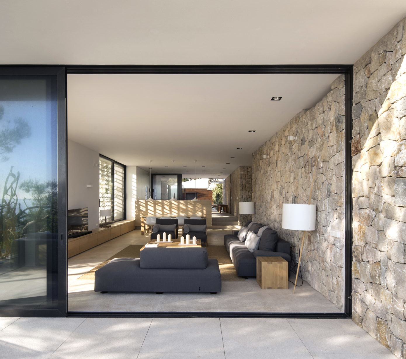 Mal Pas House by Negre Manrique + Barcelo