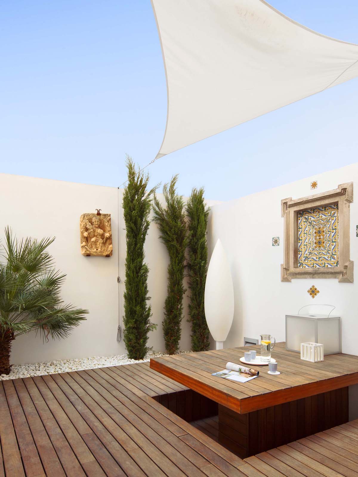 Apartment in Palma by OLARQ Osvaldo Luppi Architects