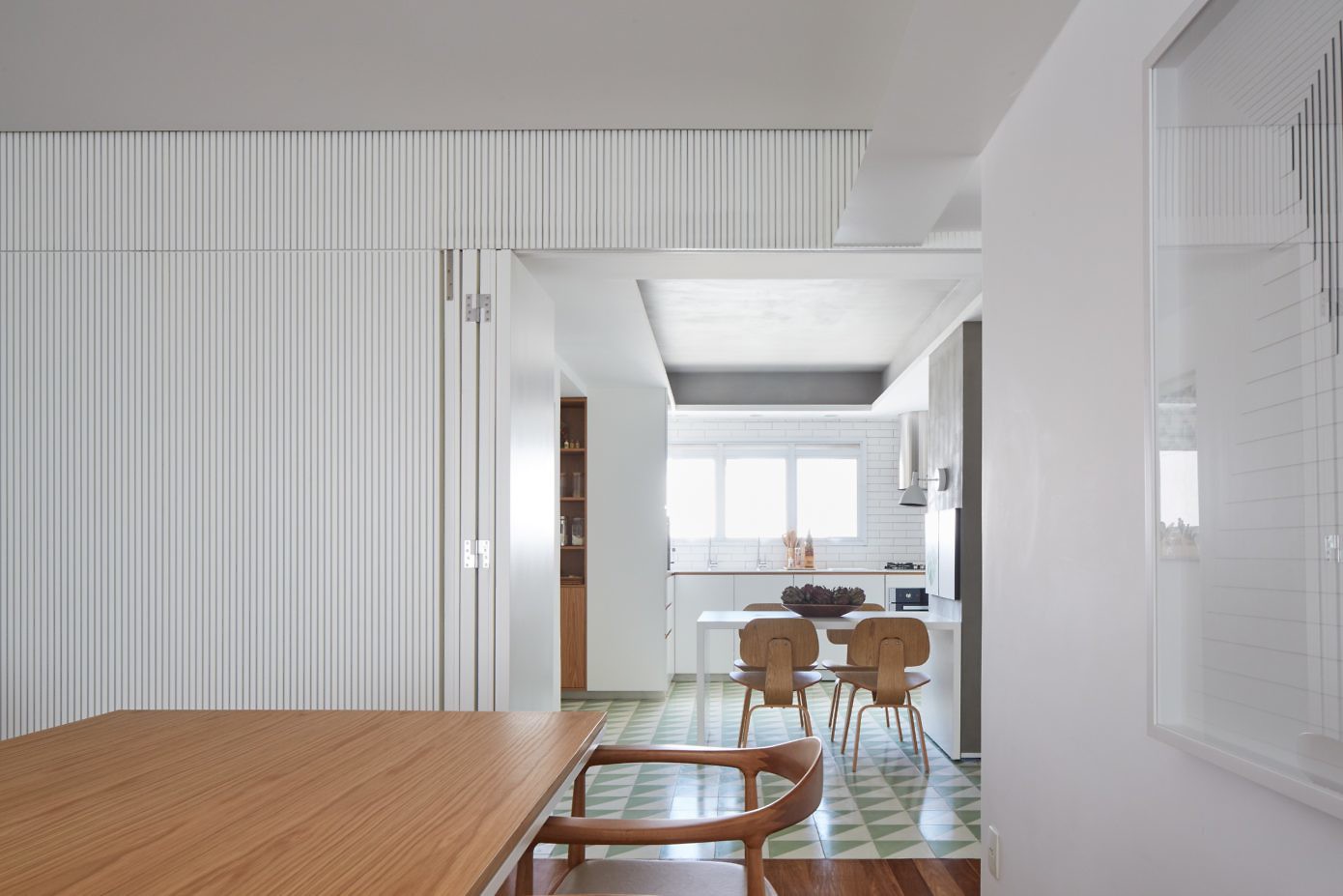 Apartment AML by David Ito Arquitetura