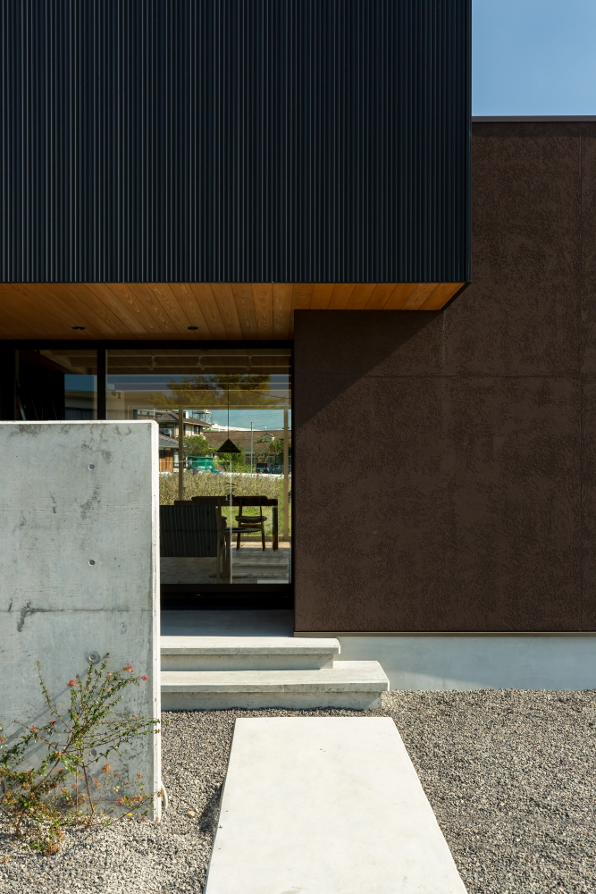 Sandaosa House by Hearth Architects