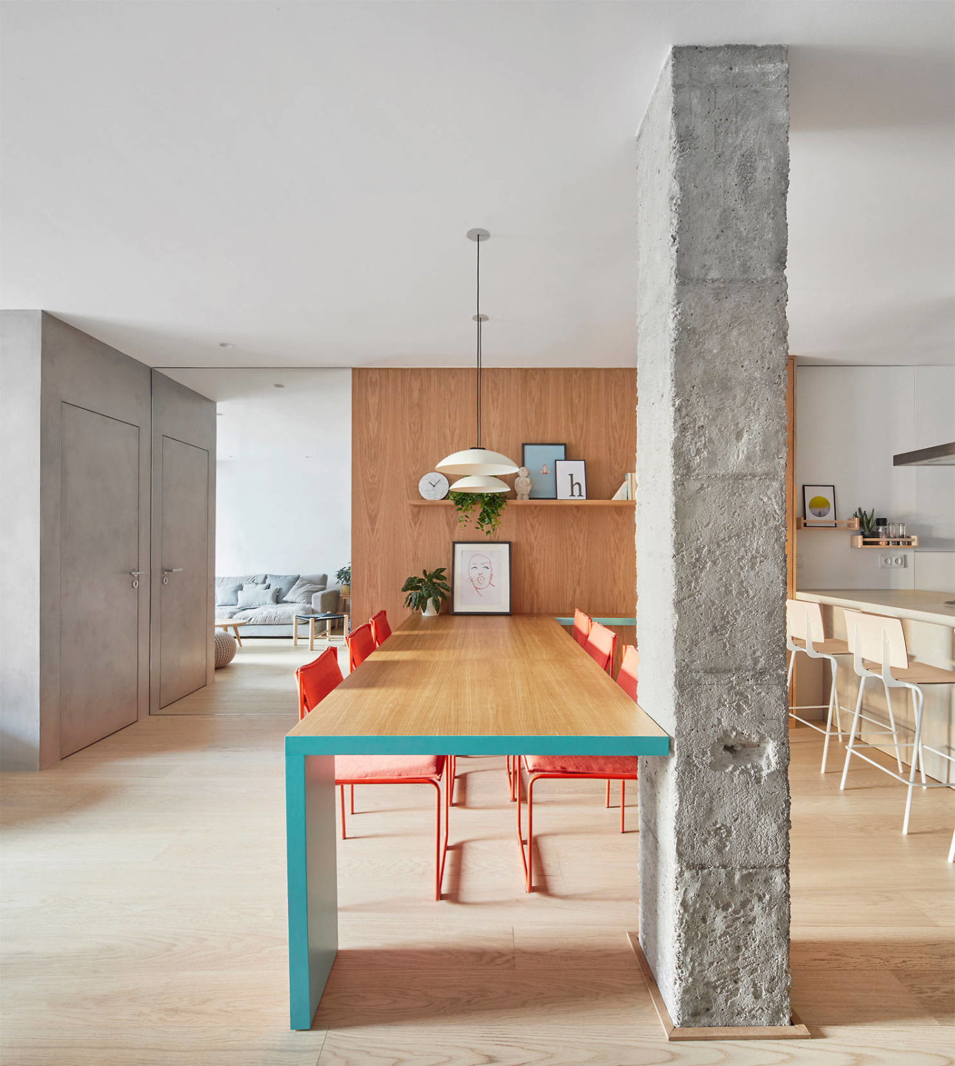 Apartment in Barcelona by Estudio Miriam Barrio