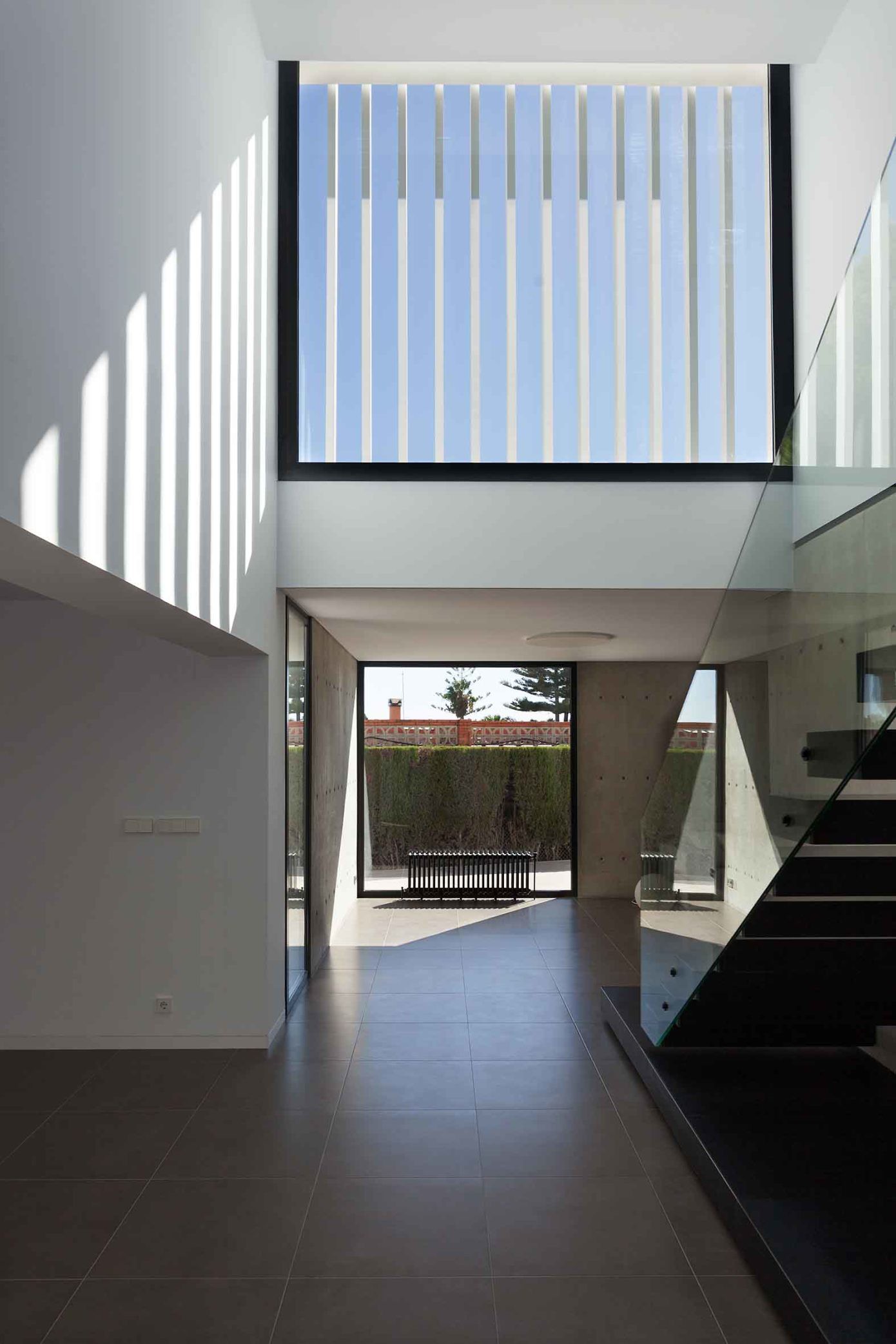 Detached House by Mano de Santo – Architecture Team