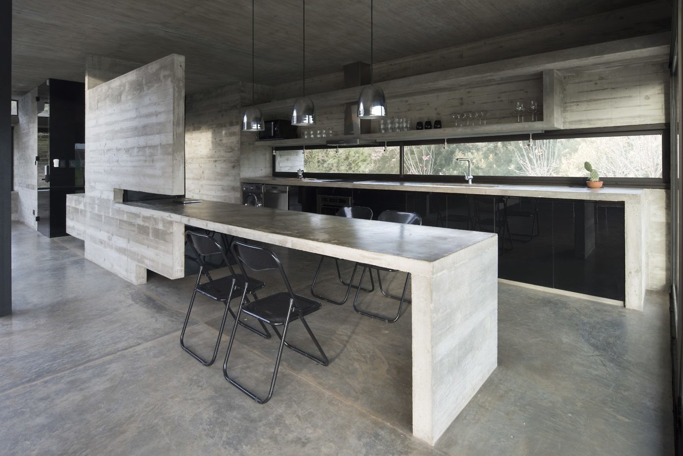 Casa Mach by Luciano Kruk Arquitectos