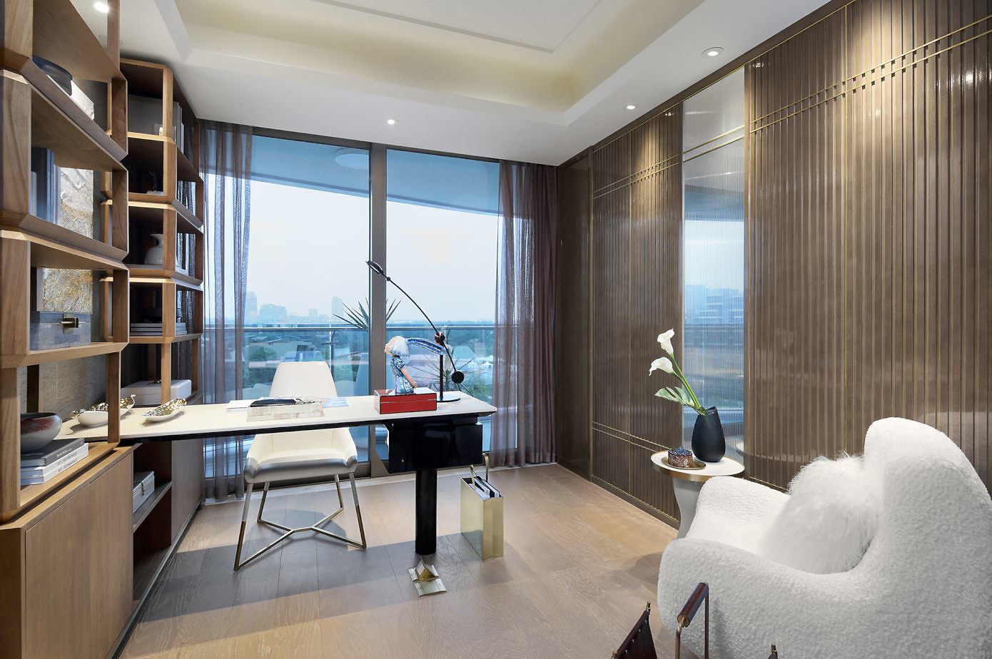 Luxurious Apartment by Shenzhen Qianxun Design
