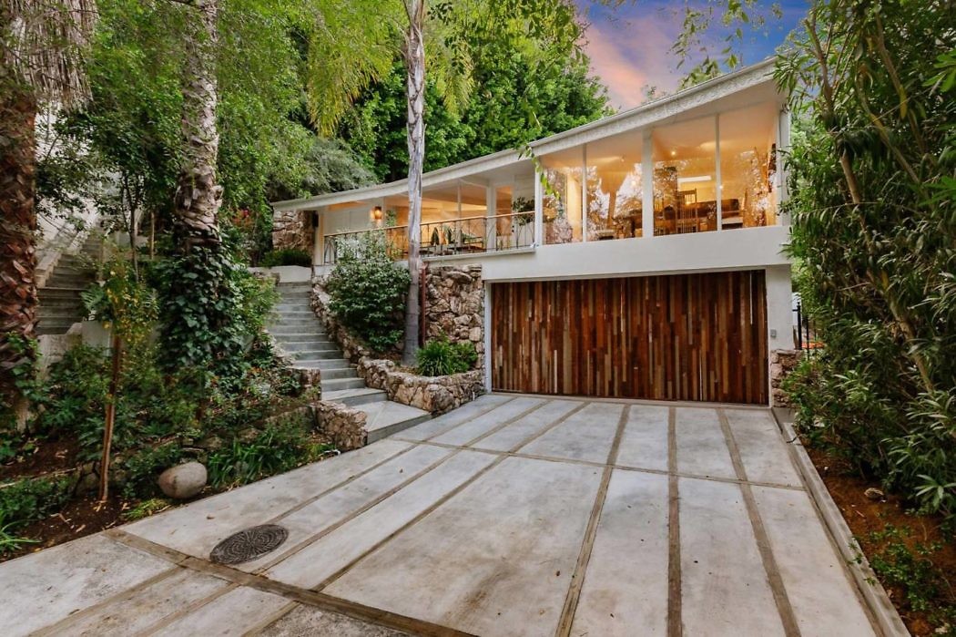 Mid-Century House in Beverly Hills - 1