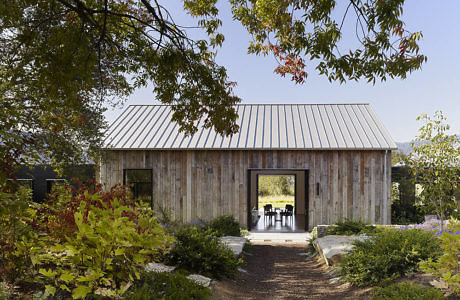 Portola Valley Barn by Walker Warner Architects