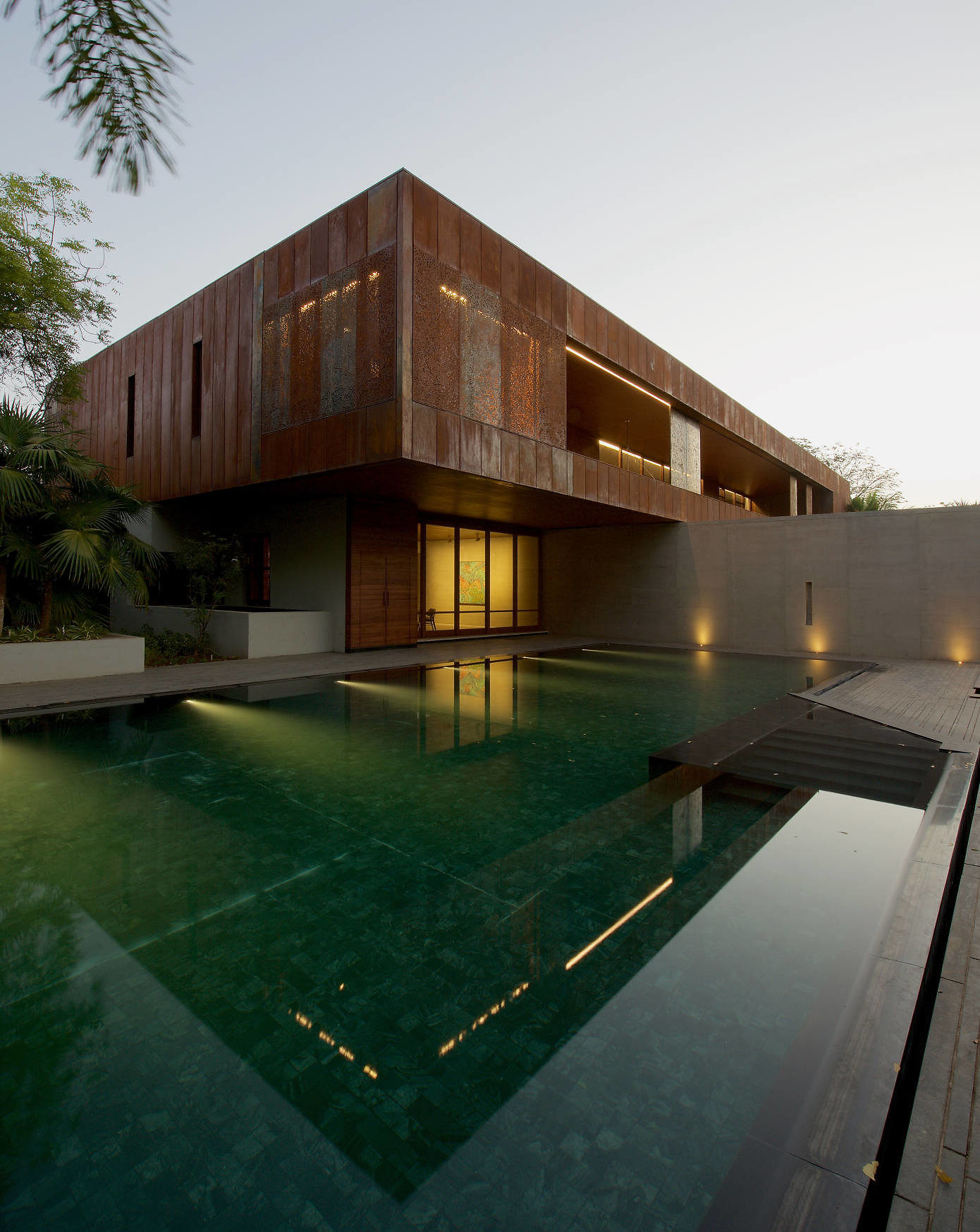 DIYA House by Spasm Design Architects