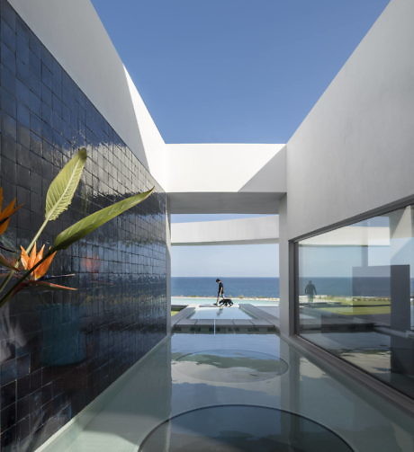 Elliptic House by Mario Martins Atelier - 7