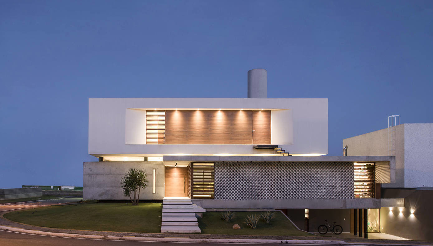 Casa IF by Martins Lucena Architects