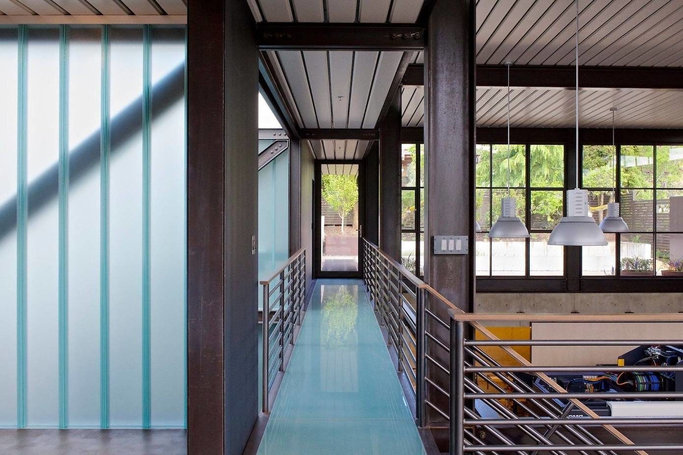 DMG Residence by Lockhart Suver