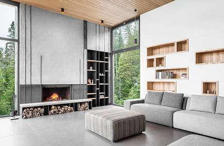 Long Horizontals by Thellend Fortin Architectes