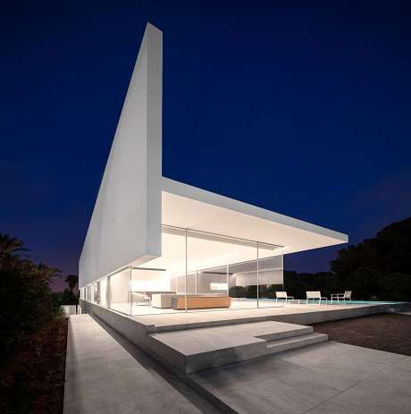 Hofmann House by Fran Silvestre Arquitectos - 16