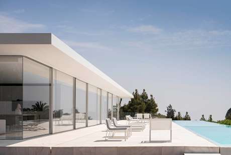 Hofmann House by Fran Silvestre Arquitectos - 11