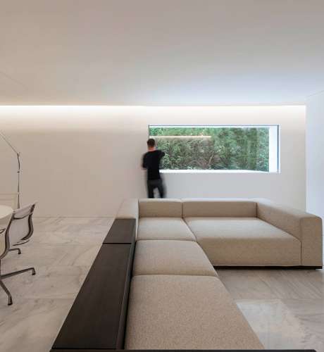 Hofmann House by Fran Silvestre Arquitectos - 6