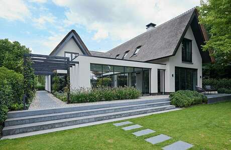 Spacious Villa by Martijn Veldman Interior Design