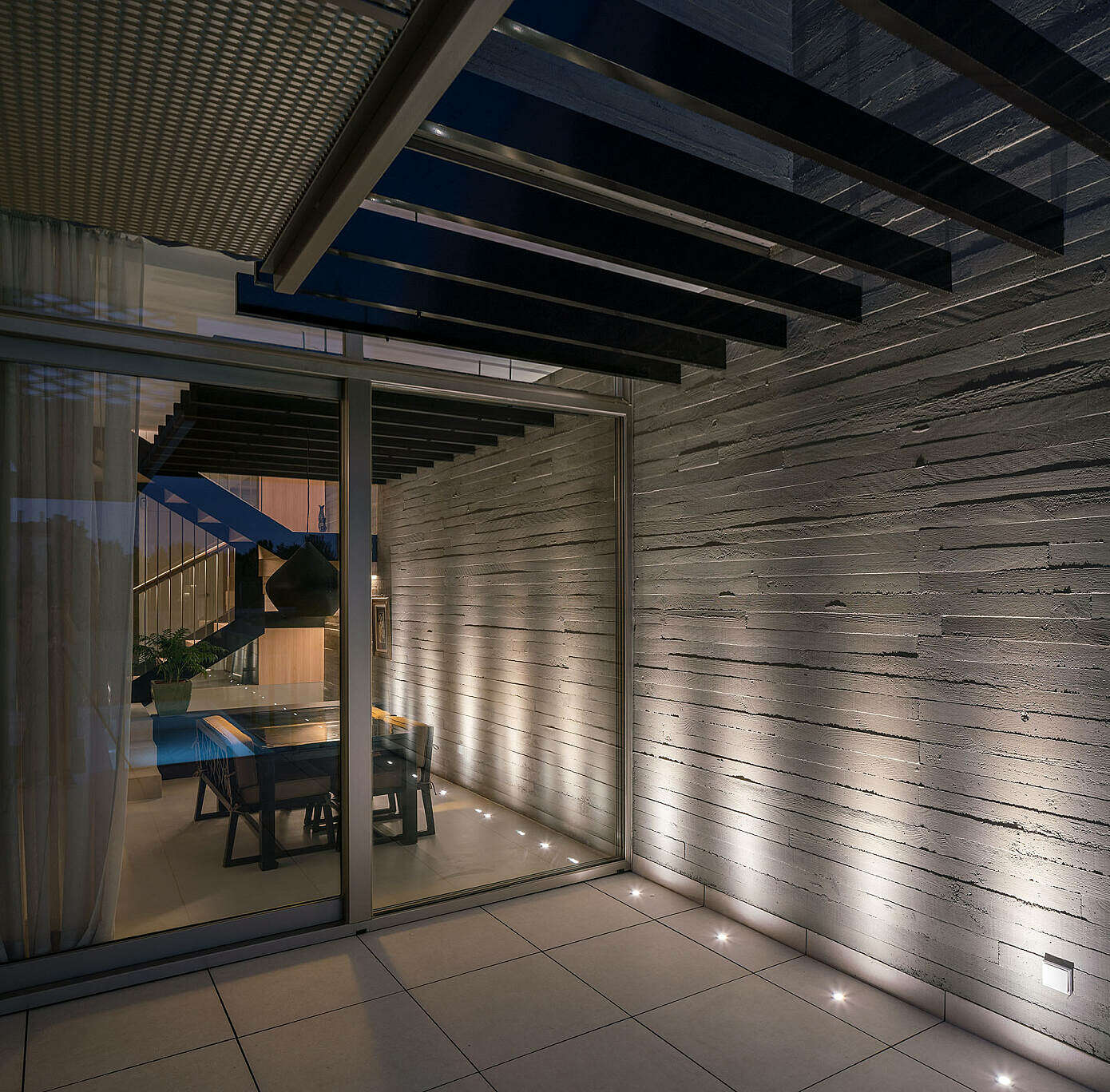 Sierra House by Steyn Studio