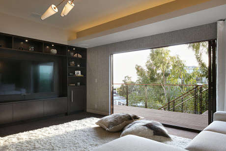 West Hollywood Hills Contemporary by Sweiskloss - 6