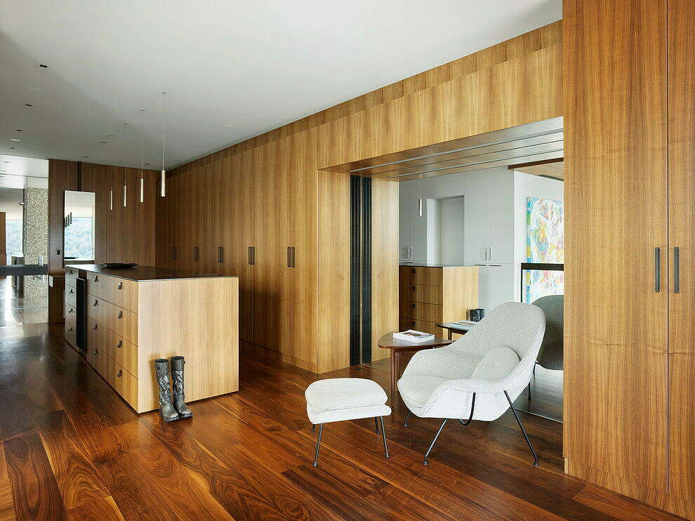 Spring Road Residence by Ehrlich Yanai Rhee Chaney Architects