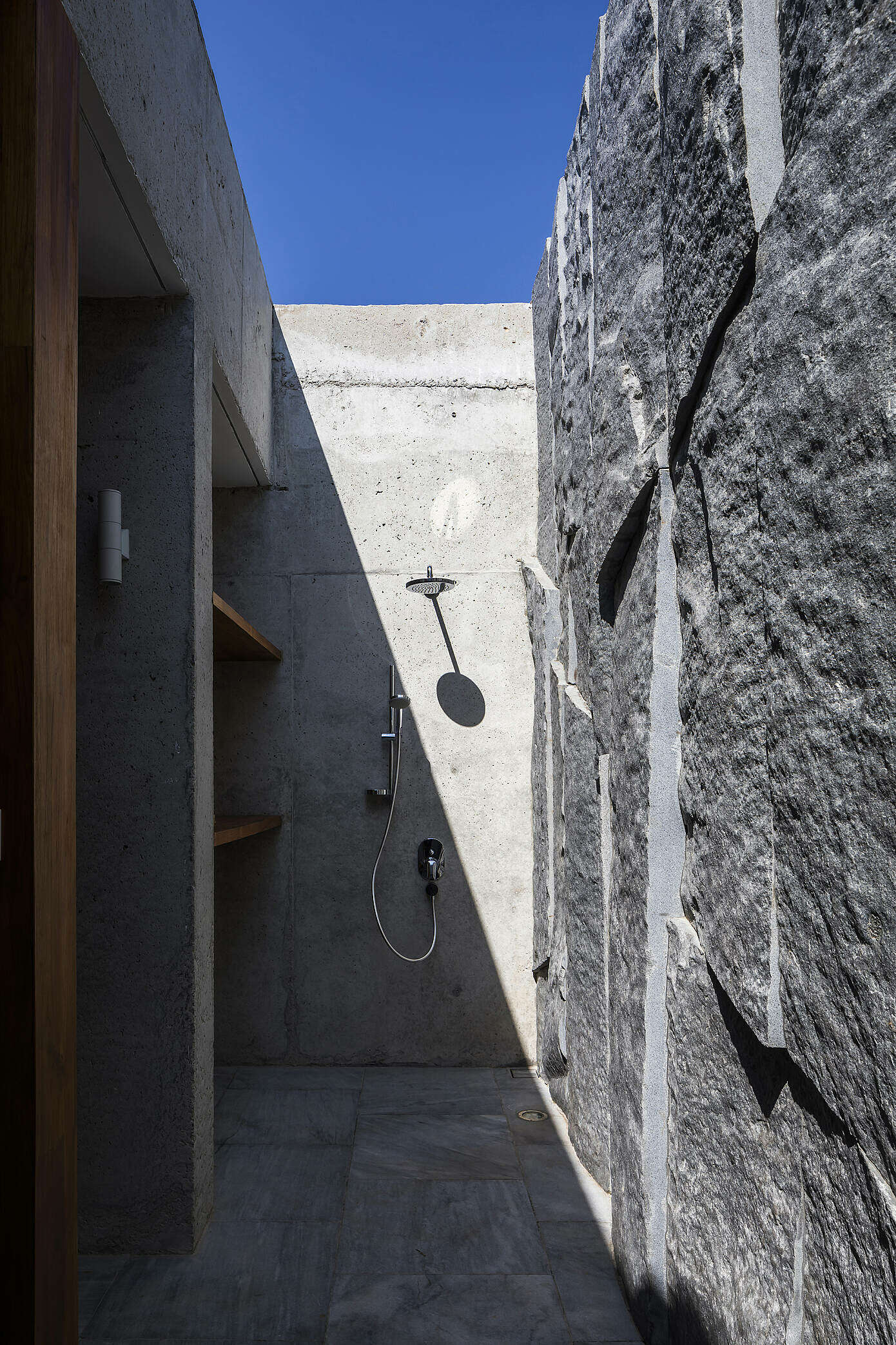 Stone House by MM++ Architects / Mimya