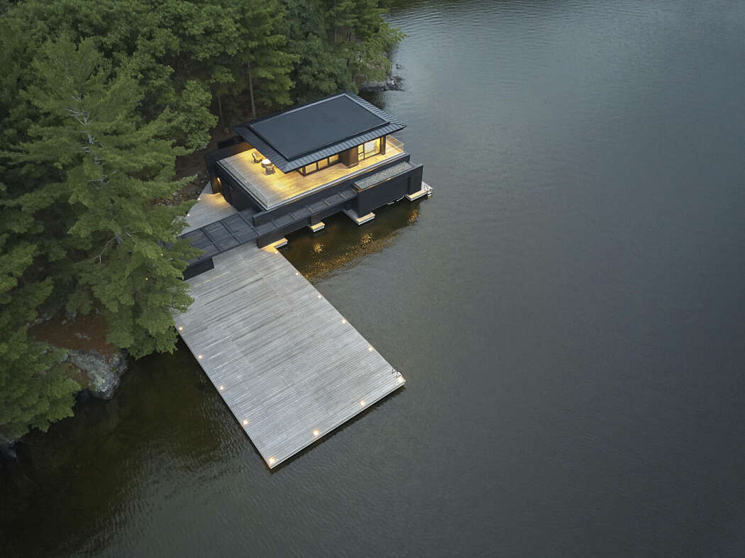 Lake Rosseau Boathouse by AKB Architects - 1
