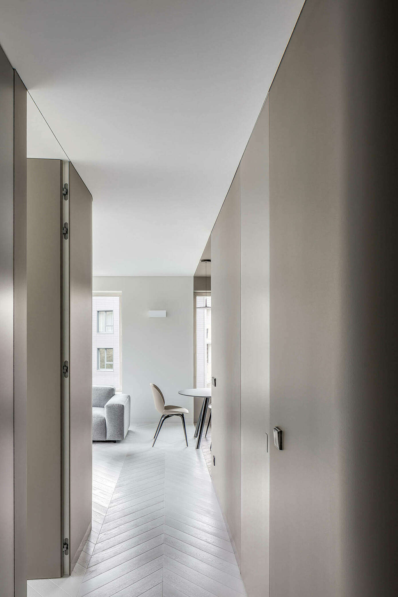 Apartment M57 by YCL Studio