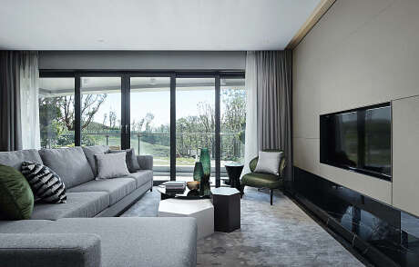 Apartment in Chongqing by Shenzhen Qianxun Decorative Art and Design Co. - 1