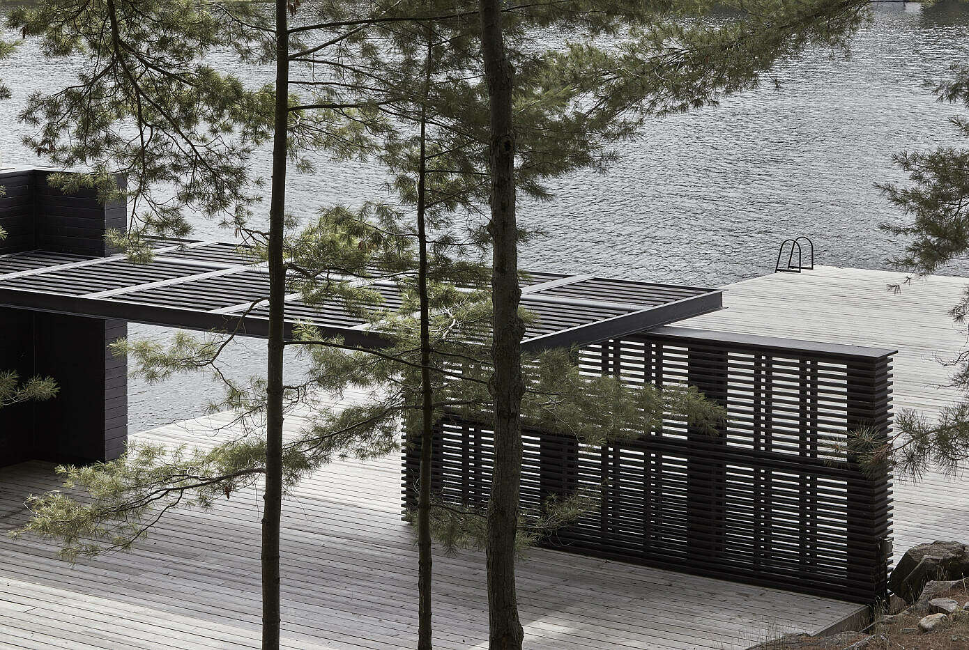 Lake Rosseau Boathouse by AKB Architects