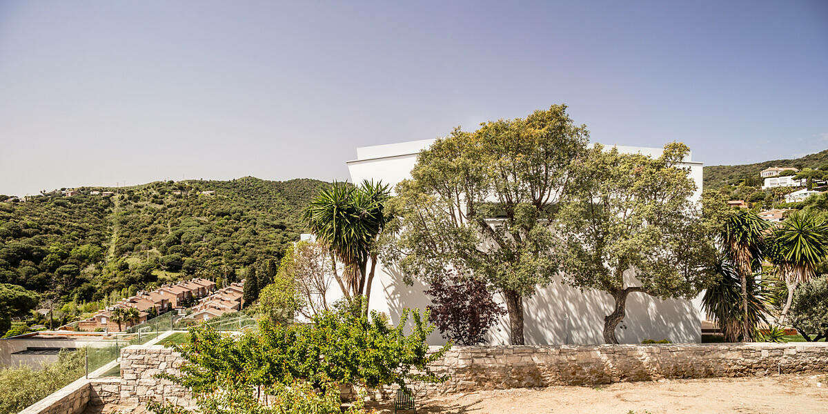 Casa VN by Guillem Carrera Arquitecte