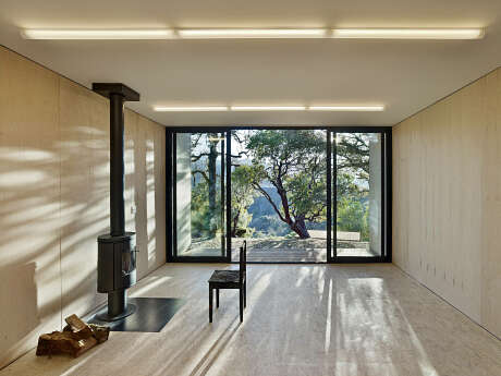 Moose Road Residence by Mork Ulnes Architects - 2