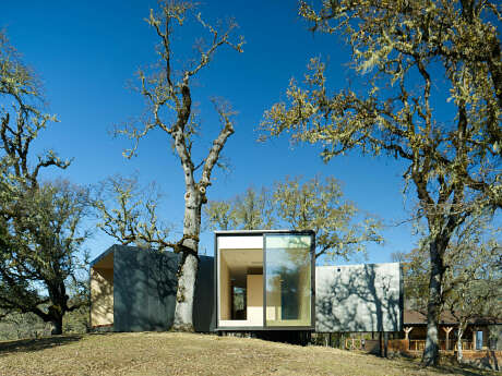 Moose Road Residence by Mork Ulnes Architects - 7