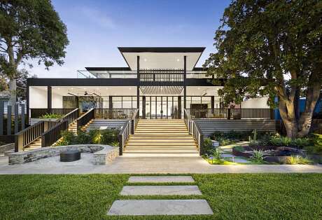 Home in Hampton by Integrated Technologies Australia - 1