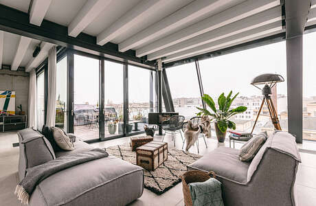 Penthouse in Berlin by Vanessa Serra Brunner